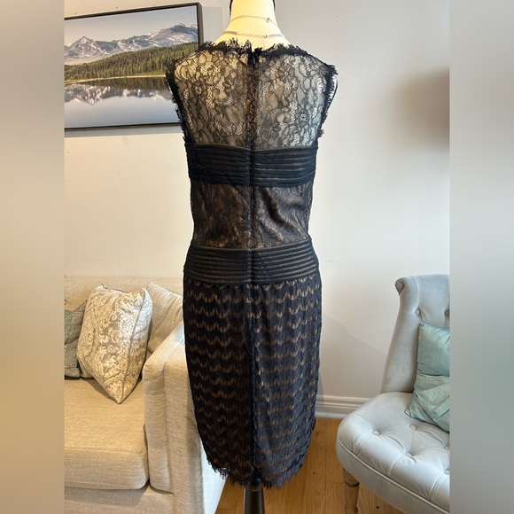 Tadashi Shoji size 6 black lace dress - Picture 7 of 15